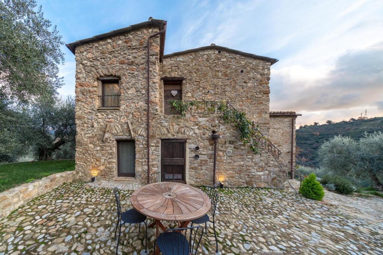 Agriturismo C'Era Una Volta Camporosso  Exterior foto