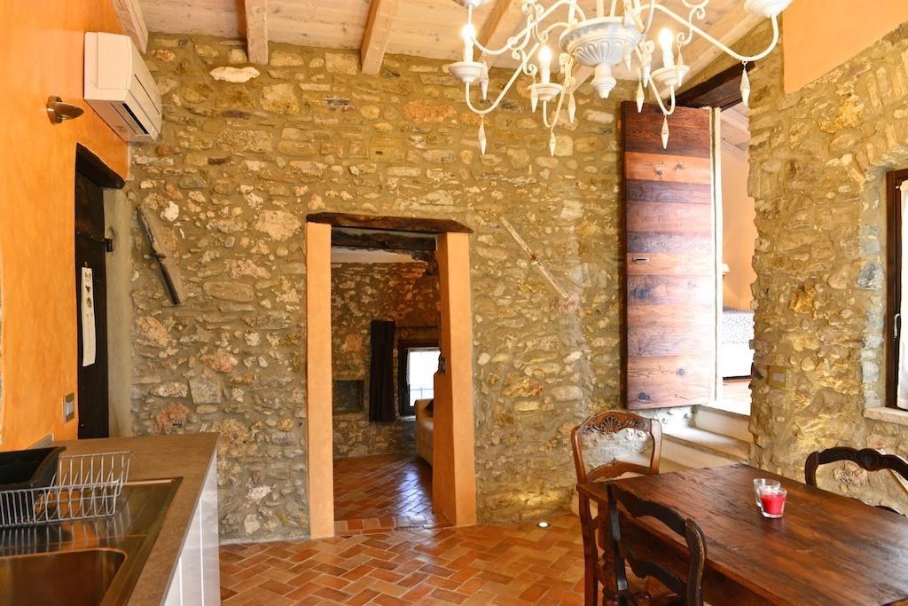 Agriturismo C'Era Una Volta Camporosso  Habitación foto