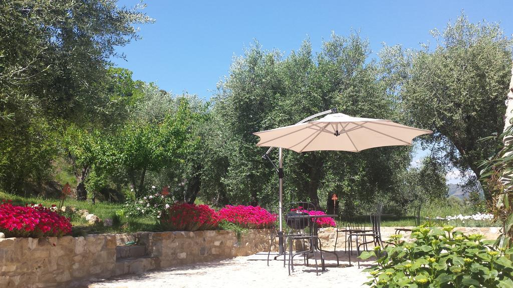 Agriturismo C'Era Una Volta Camporosso  Exterior foto